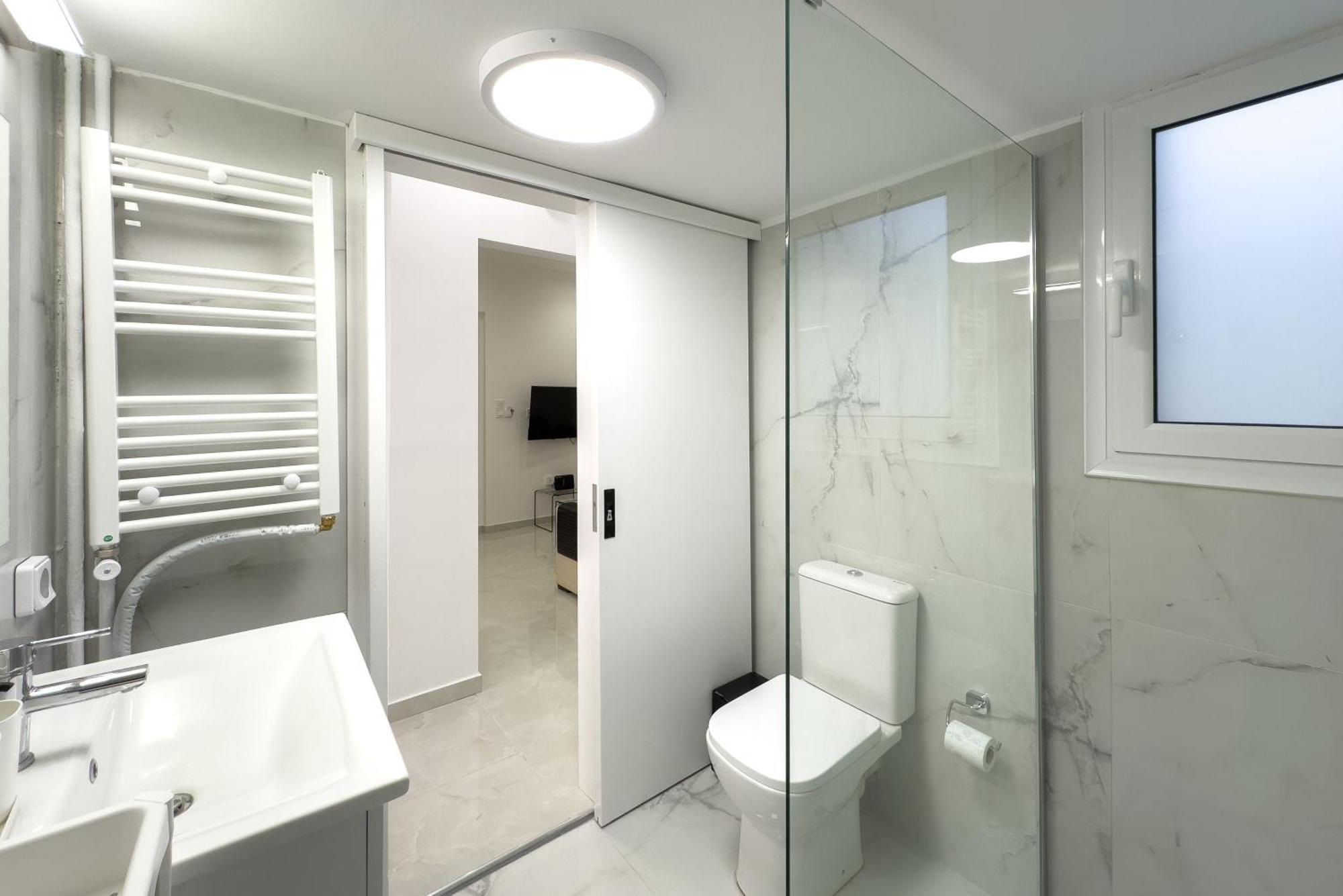 Eclectic Moonstone Apartment In Athén Kültér fotó